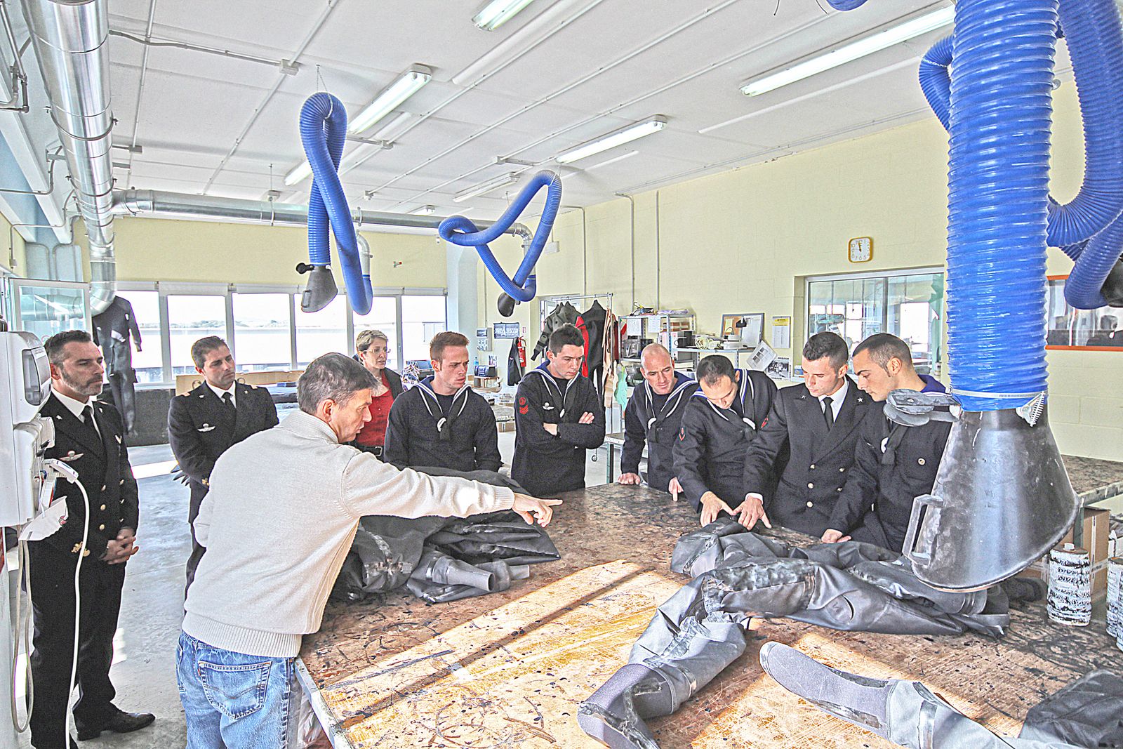 DiveSystem Company: Italian Navy visiting DiveSystem
