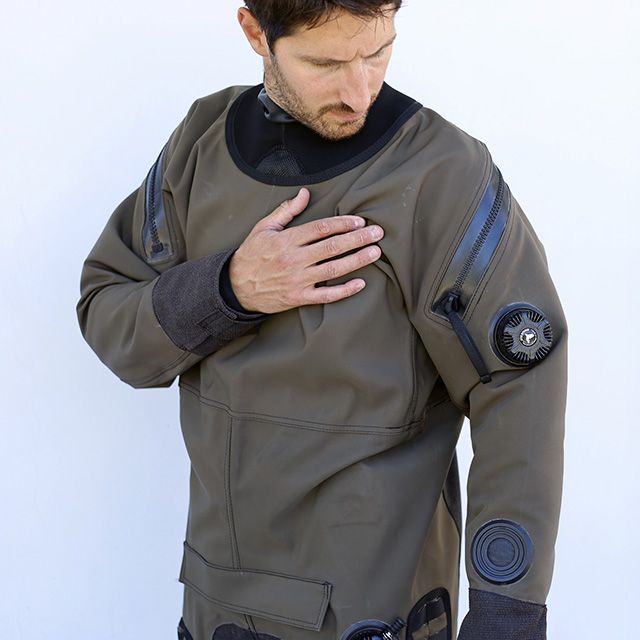 Over-the-shoulder back zipper
