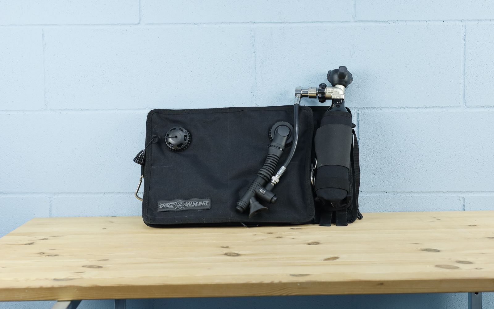 DiveSystem MilPro LEGIO dry backpack + BCS, BCS: super flat bladder with inflator, dump valve and cylinder