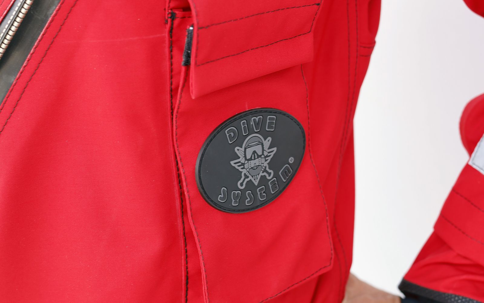 DiveSystem MilPro Surface Shield SAR, in use