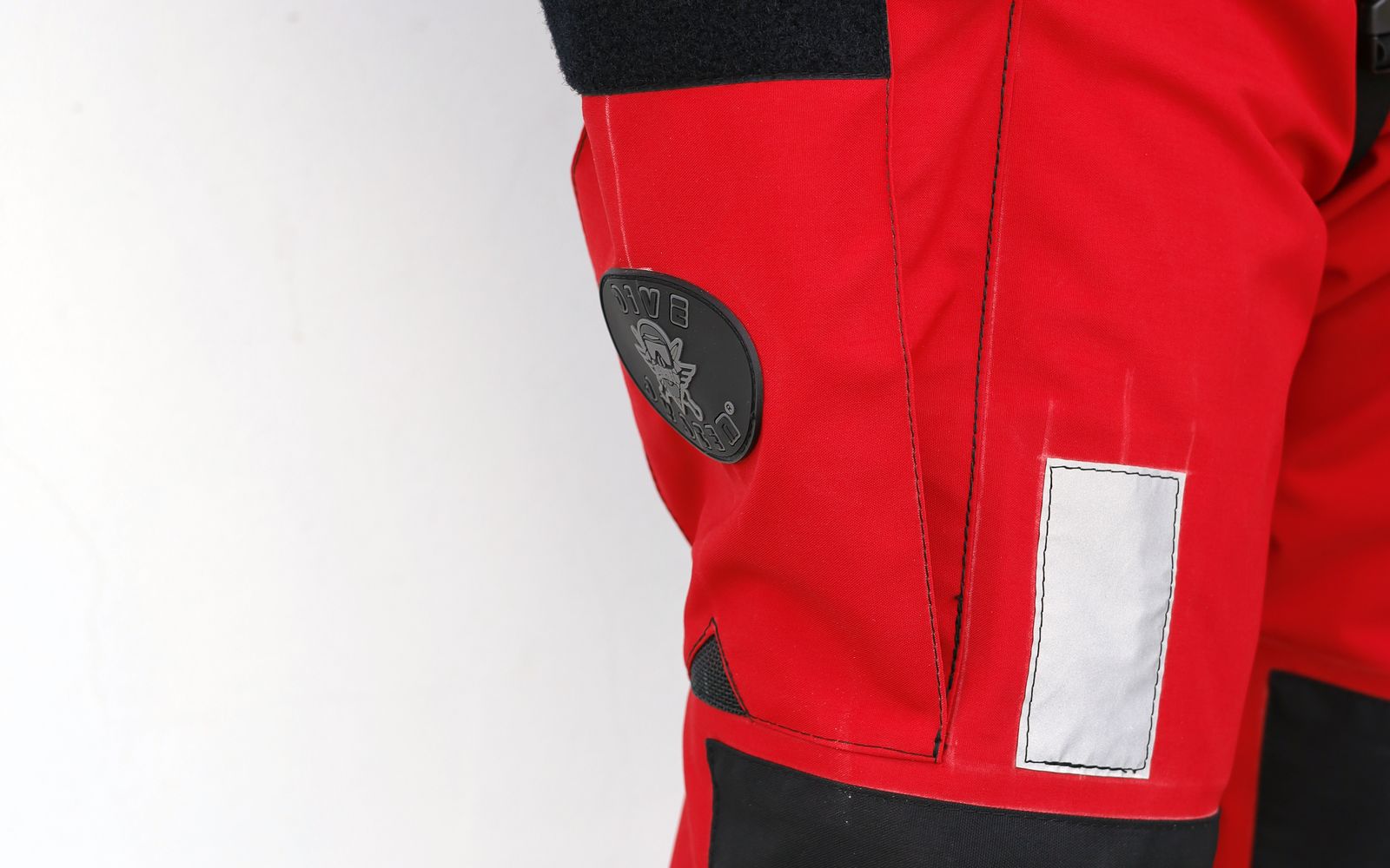 DiveSystem MilPro Surface Shield SAR, in use