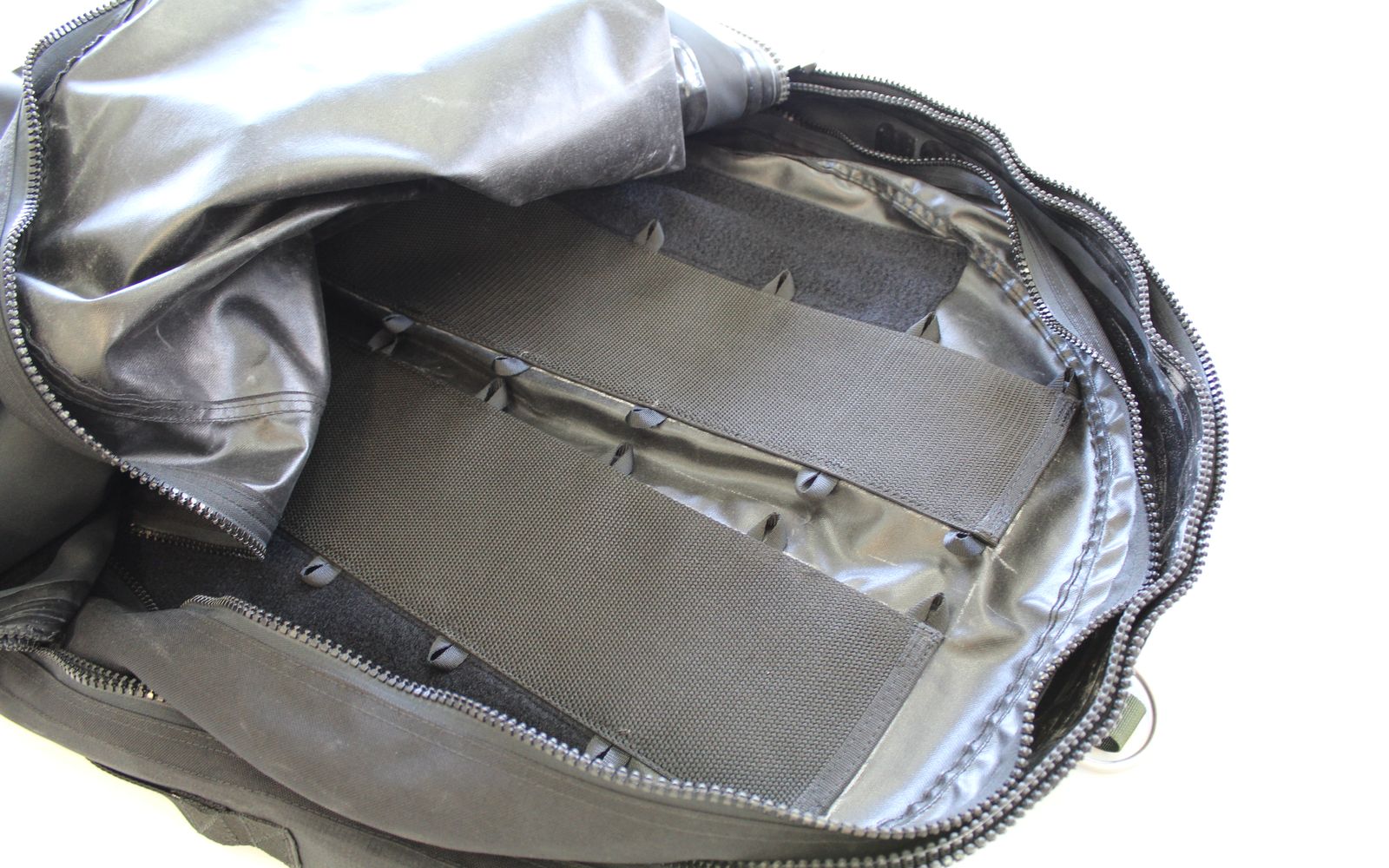 DiveSystem MilPro 75-litre dry backpack, in use