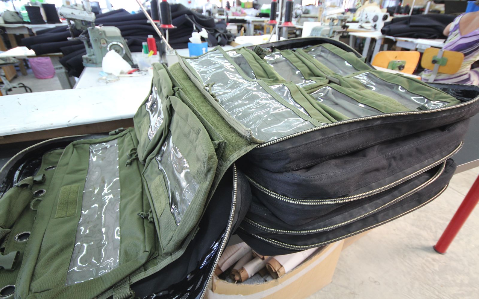 DiveSystem MilPro Medic dry backpack, in use